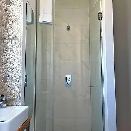 Ameixial Apartment